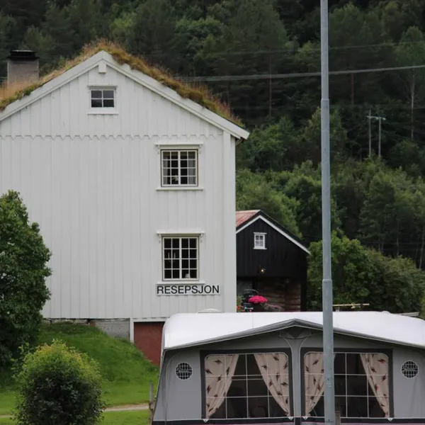 fuglevag-camping-alvundfjord-azcct