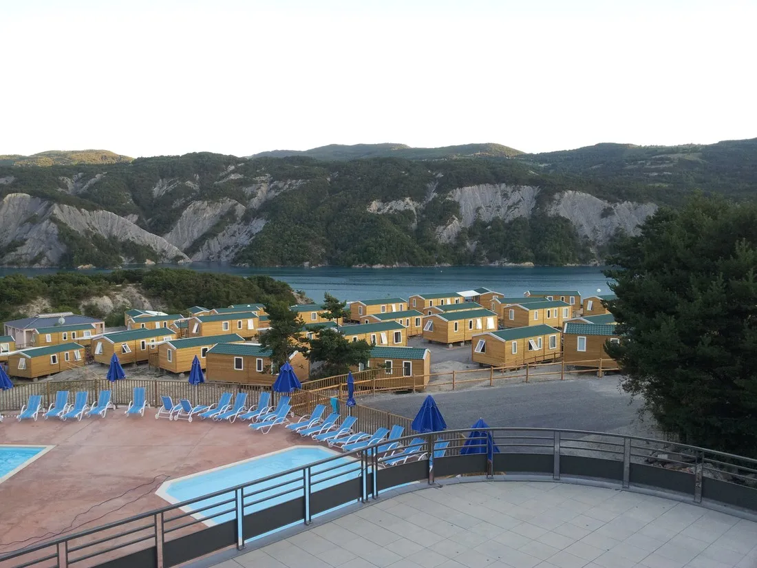 le-lauzet-odalys-les-berges-du-lac-le-lauzet-ubaye-j9d8e