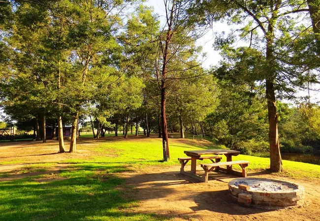 khomeesdrif-camping-site-5km-on-the-r406-2km-outside-riviersonderend-4kgci