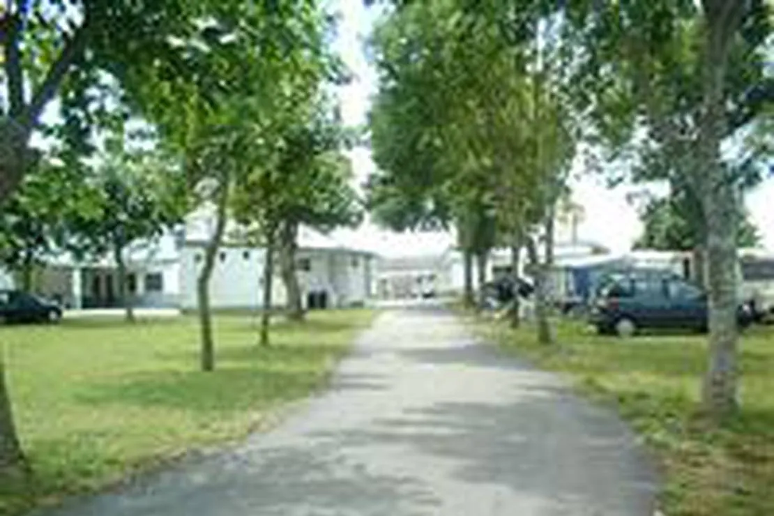 camping-la-vina-castropol-nyhx8