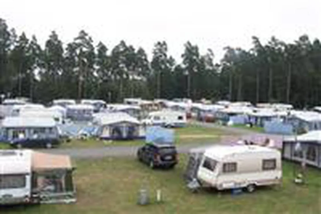 bromolla-camping-bromolla-jzzjw