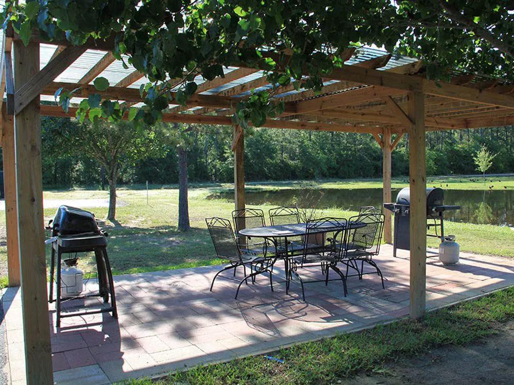 woodland-lakes-rv-park-conre-7iy4v