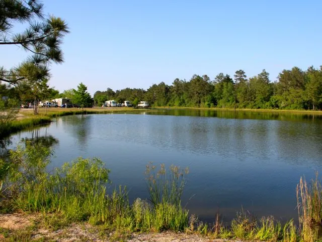 woodland-lakes-rv-park-conre-8v9wq