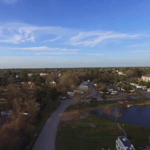 woodland-lakes-rv-park-conre-aokyj