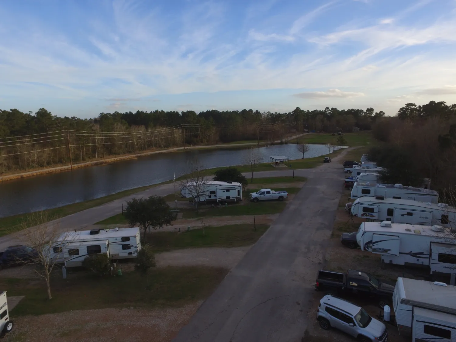 woodland-lakes-rv-park-conre-bv1ra