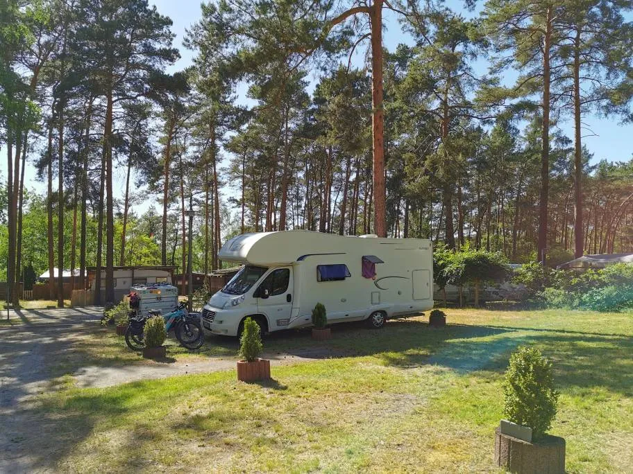 waldcamping-am-grosssee-tauer-04bie