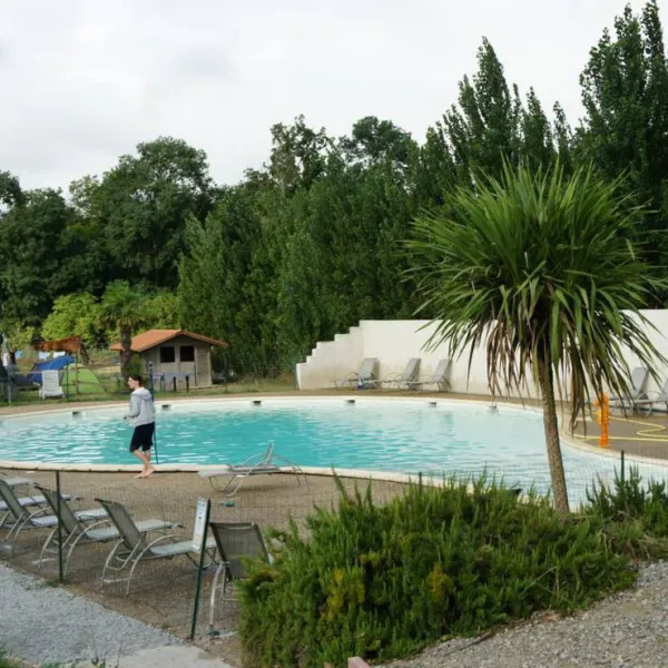 camping-a-lombre-des-oliviers-cazilhac-wq5ib