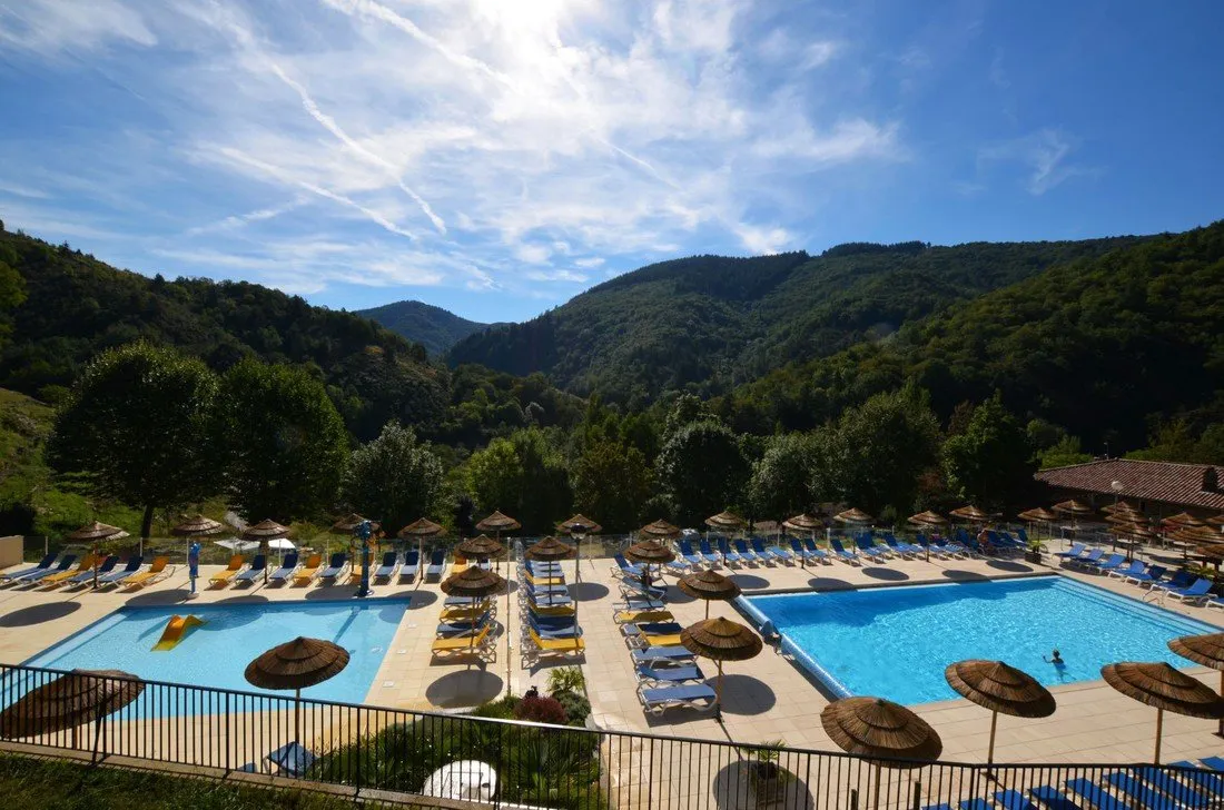 lardechois-glamping-gluiras-qaczd