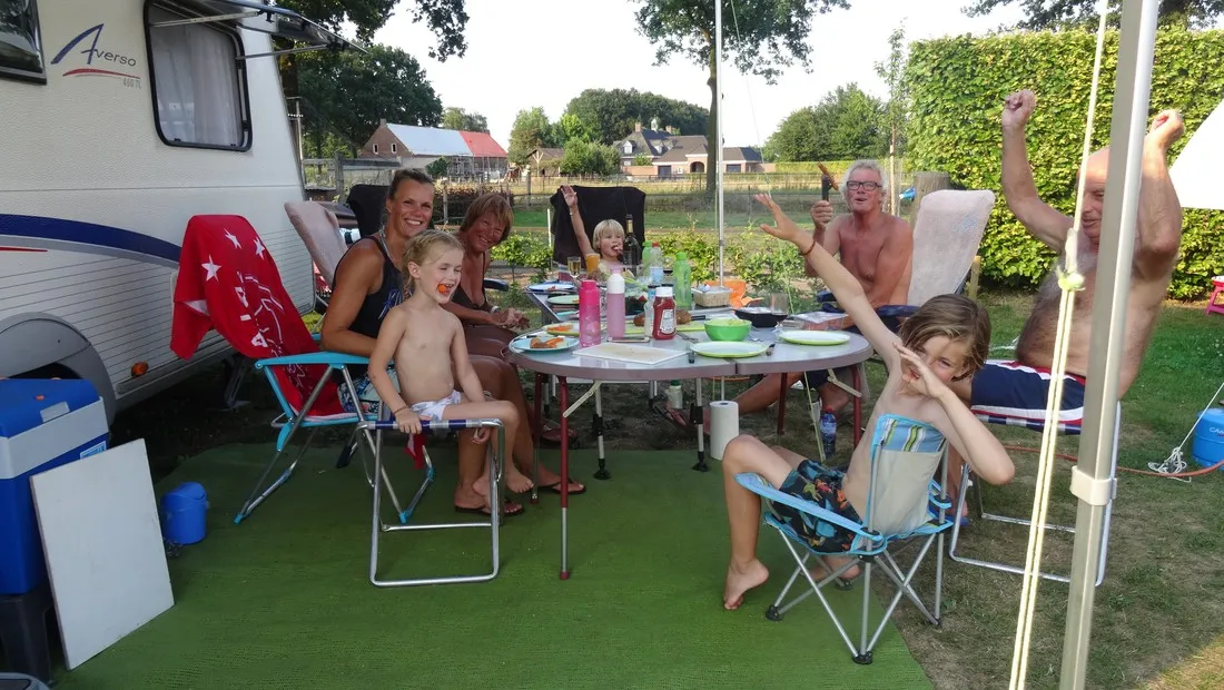 minicamping-t-brenneke-sambeek-cwvcf