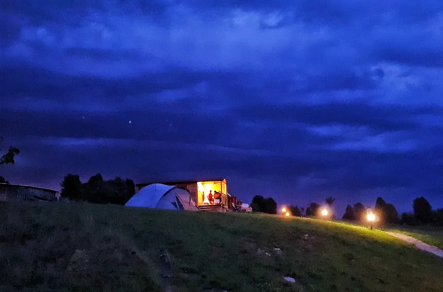 camping-glamping-the-sunrise-hill-pivka-pivka-70hcj