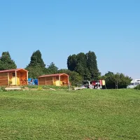 camping-glamping-the-sunrise-hill-pivka-pivka-7jz3g