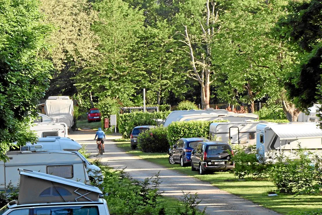 camping-lorrach-drei-lander-camp-lorrach-nahe-basel-v5cb8