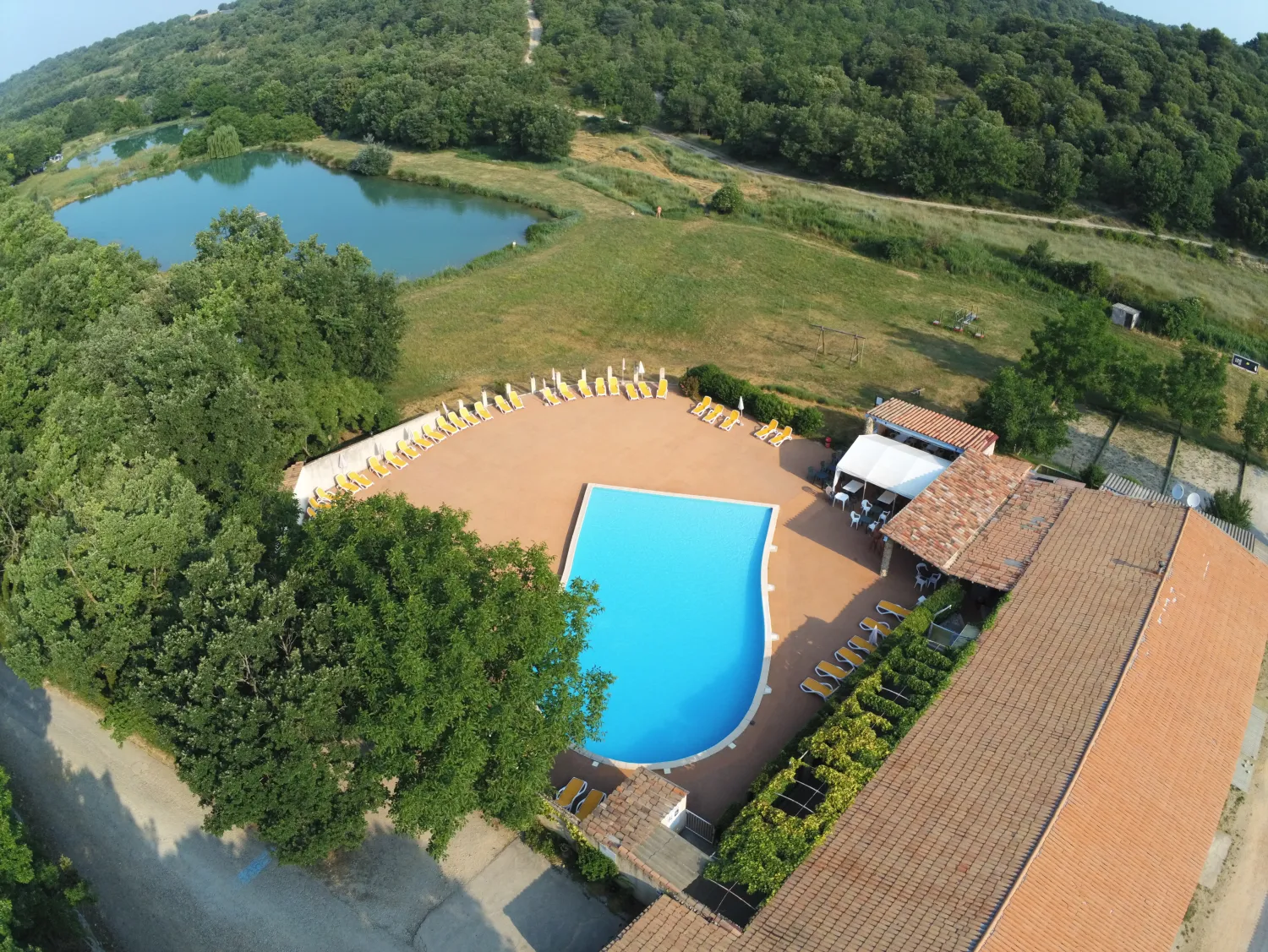 domaine-naturiste-du-petit-arlane-valensole-osxyk