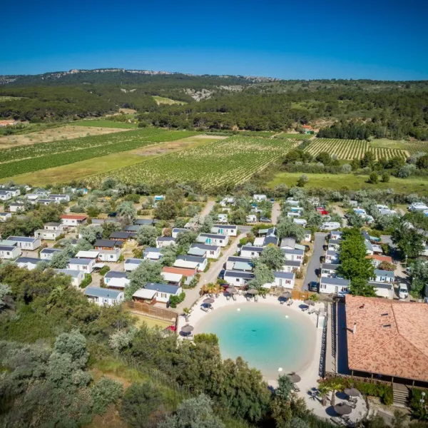 flower-camping-soleil-doc-narbonne-elmtr
