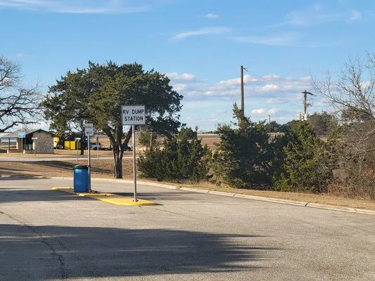 kerr-county-rv-dump-station-eastbound-comfort-xcfvr