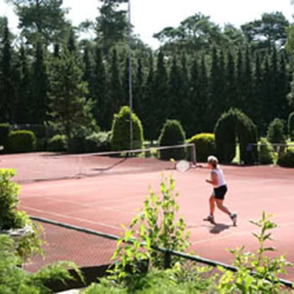 t-monnickenbosch-soest-d8tyi