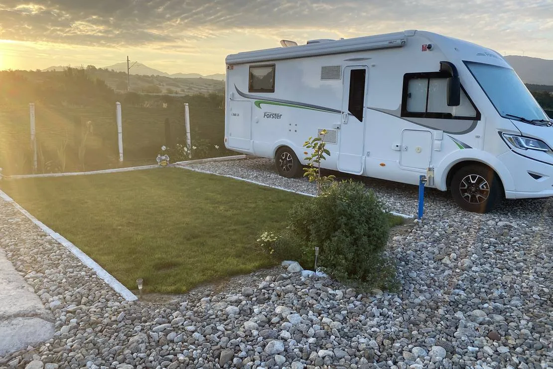 sunny-paradise-campsite-petrich-blagoevgrad-cfqmy