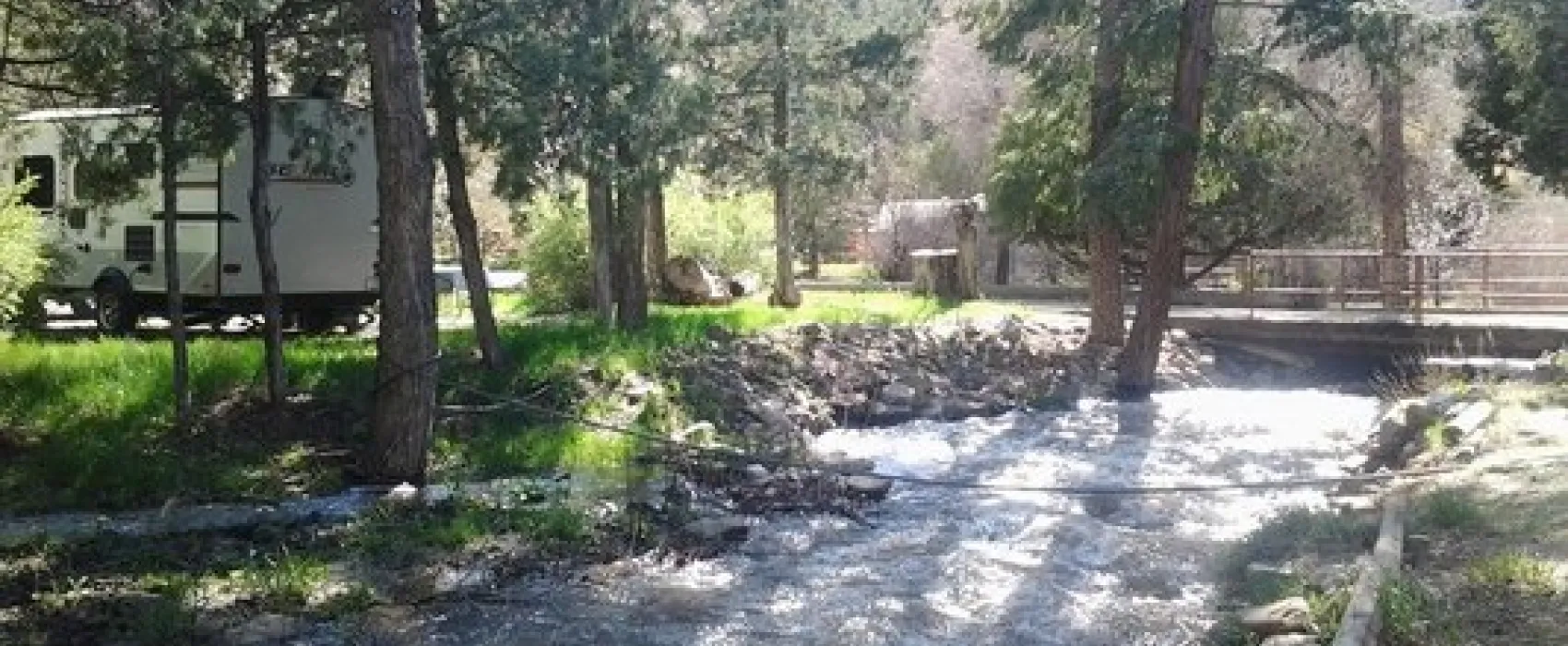 Sierra Village Lodge & RV Park