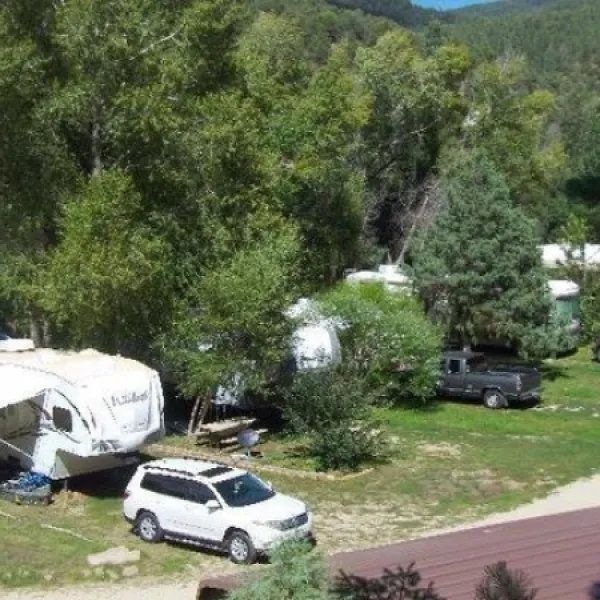 Sierra Village Lodge & RV Park