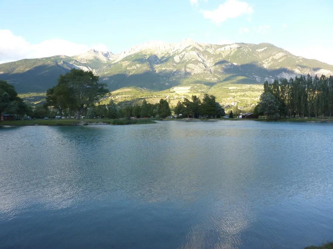 les-iscles-du-lac-guillestre-1mvht