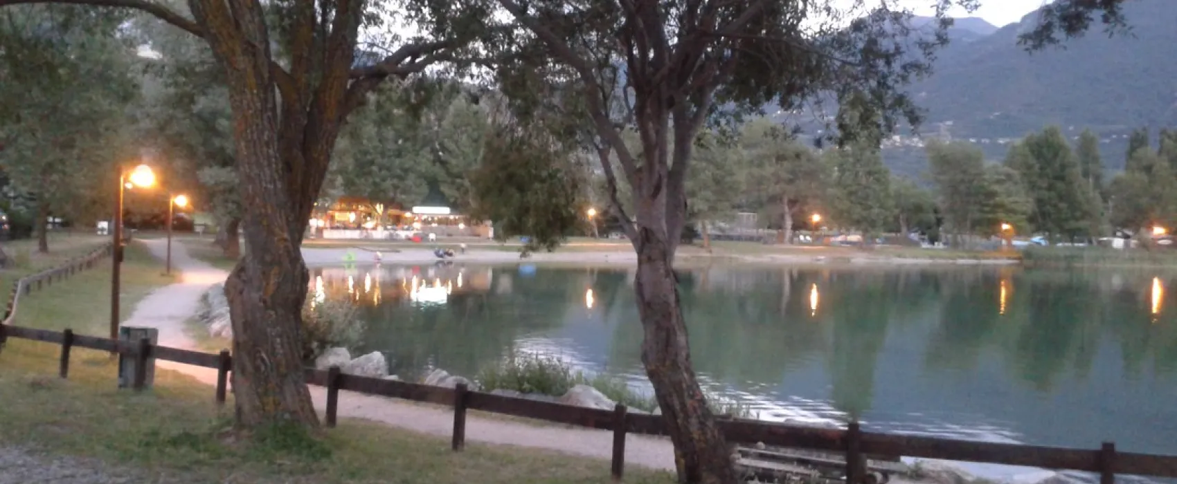 Les Iscles du Lac