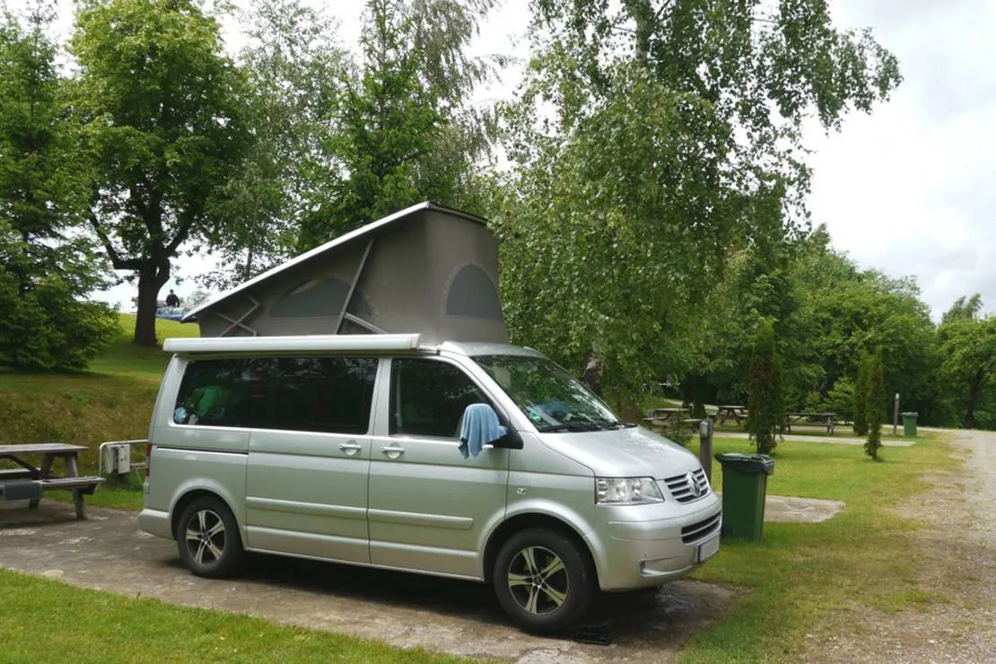 camping-obuoliu-sala-moletu-tv2em