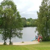 camping-obuoliu-sala-moletu-xut8t