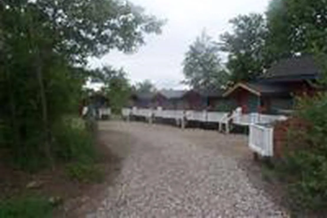 camping-rudbol-graensekro-hojer-jxmqj