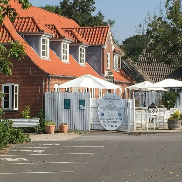 camping-rudbol-graensekro-hojer-w77zt