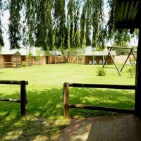 airport-en-route-travel-lodge-and-campsite-tthmy