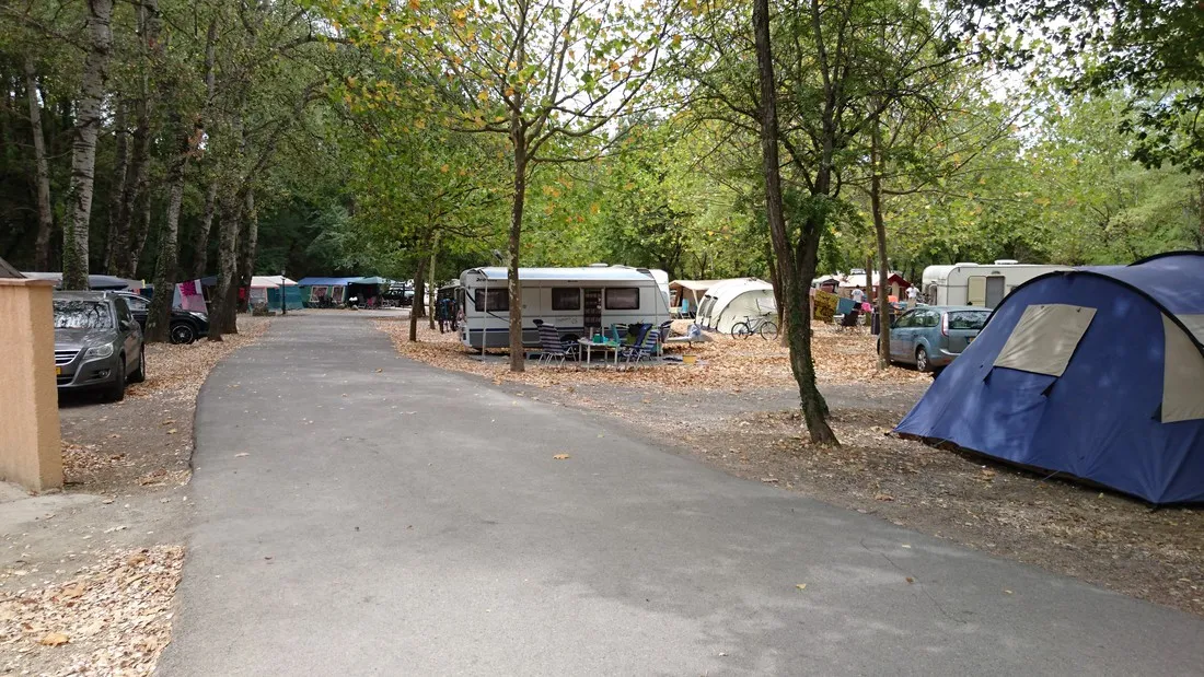 domaine-le-pommier-villeneuve-de-berg-ardeche-wmpy6