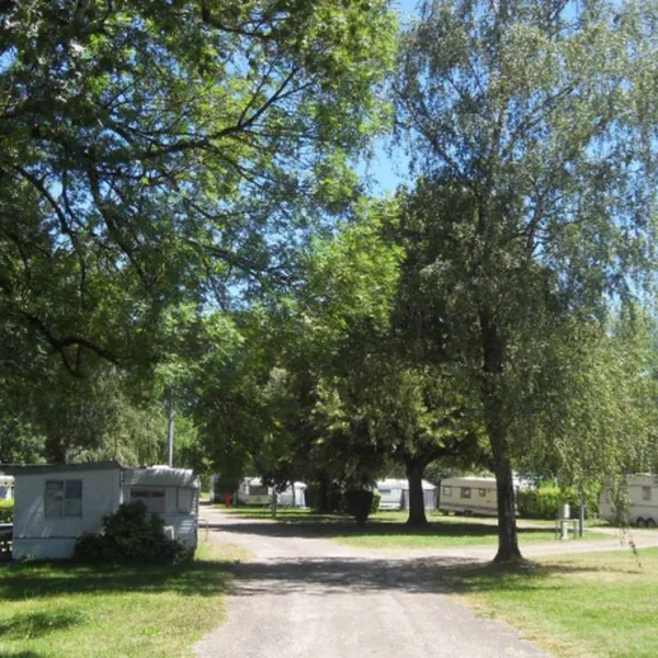camping-aire-naturelle-municipale-montbozon-3zzsv