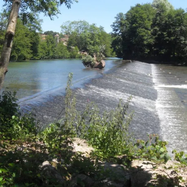 camping-aire-naturelle-municipale-montbozon-ygu9i