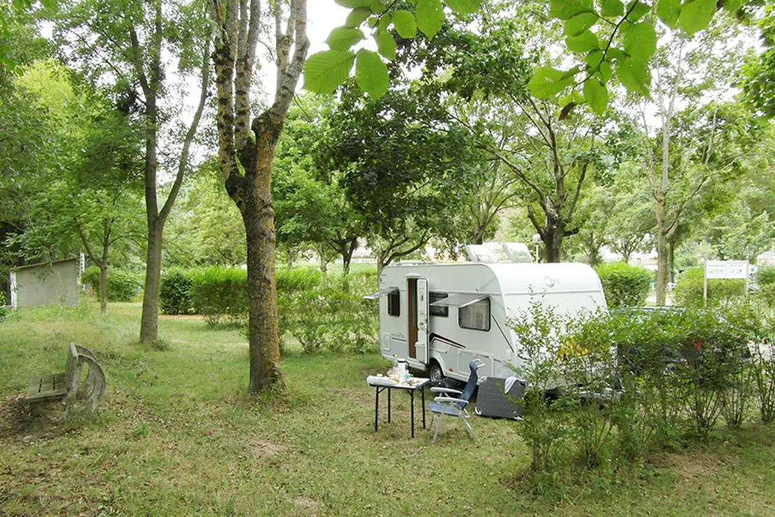 camping-municipal-de-lallagnon-massiac-dwsct