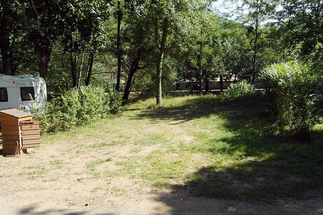 camping-municipal-de-lallagnon-massiac-mshbz