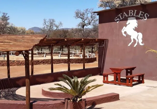 thaba-nkwe-bushveld-inn-5kms-from-thabazimbi-cz8jy