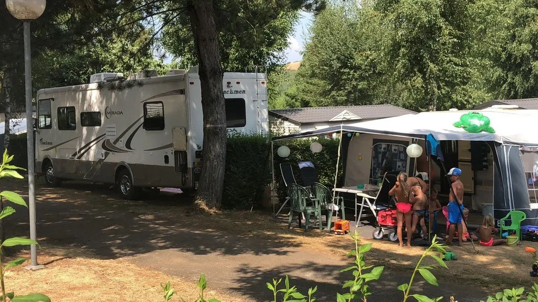 les-genets-salles-curan-aveyron-hruvy