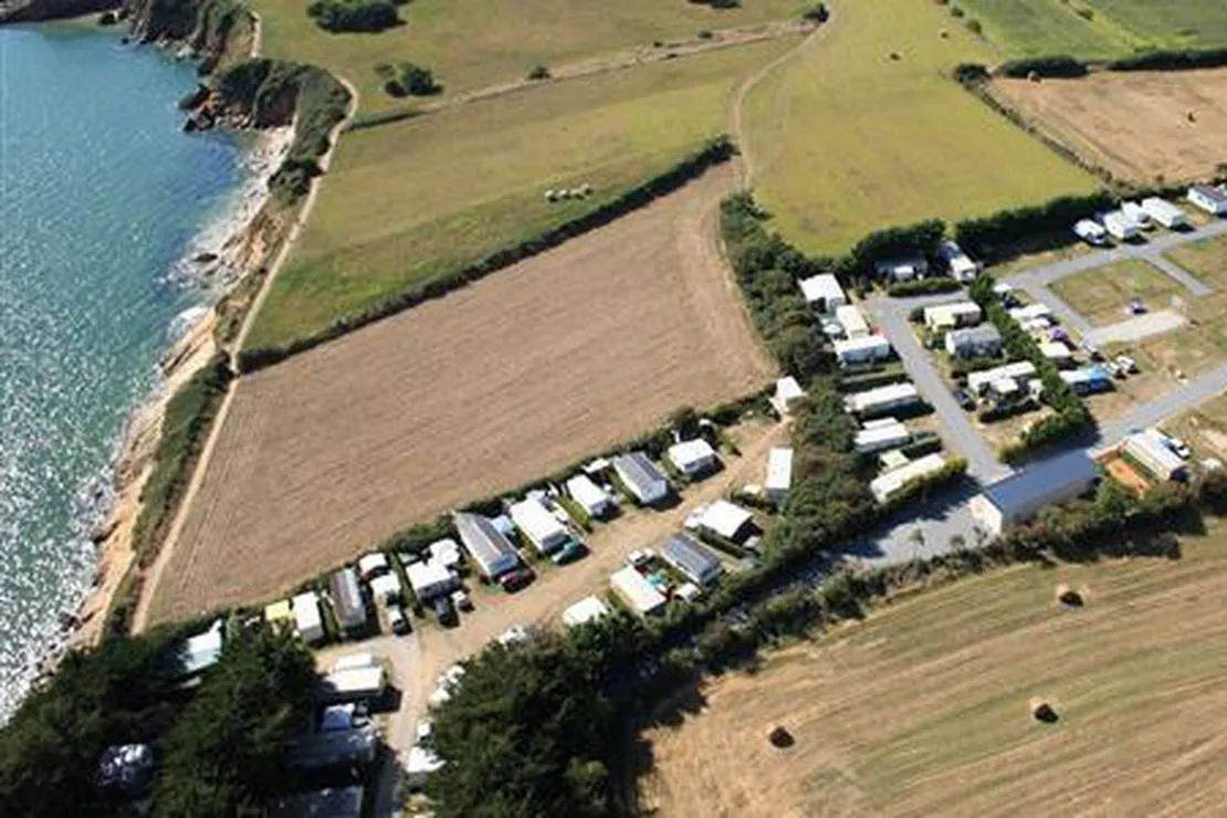 camping-village-de-cromenach-ambon-h5dod