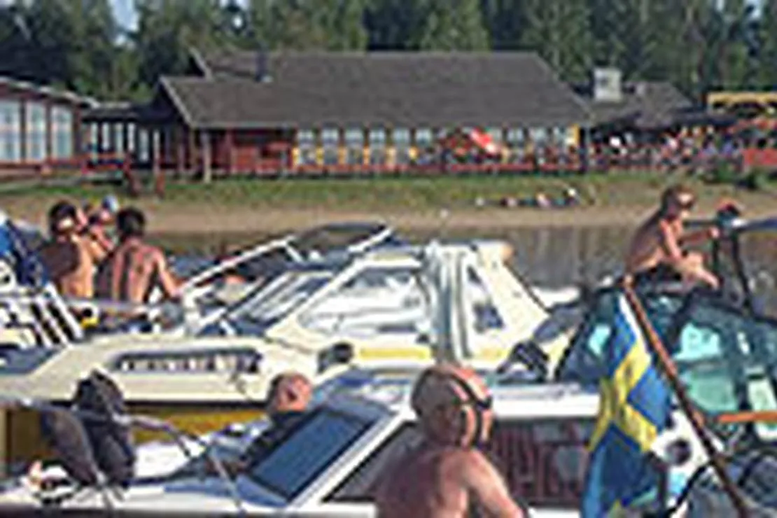 arsunda-strandbaden-camping-arsunda-jqjag