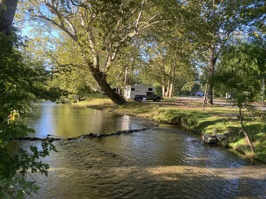 twin-bridges-meadow-family-campground-chambersburg-hi7h8