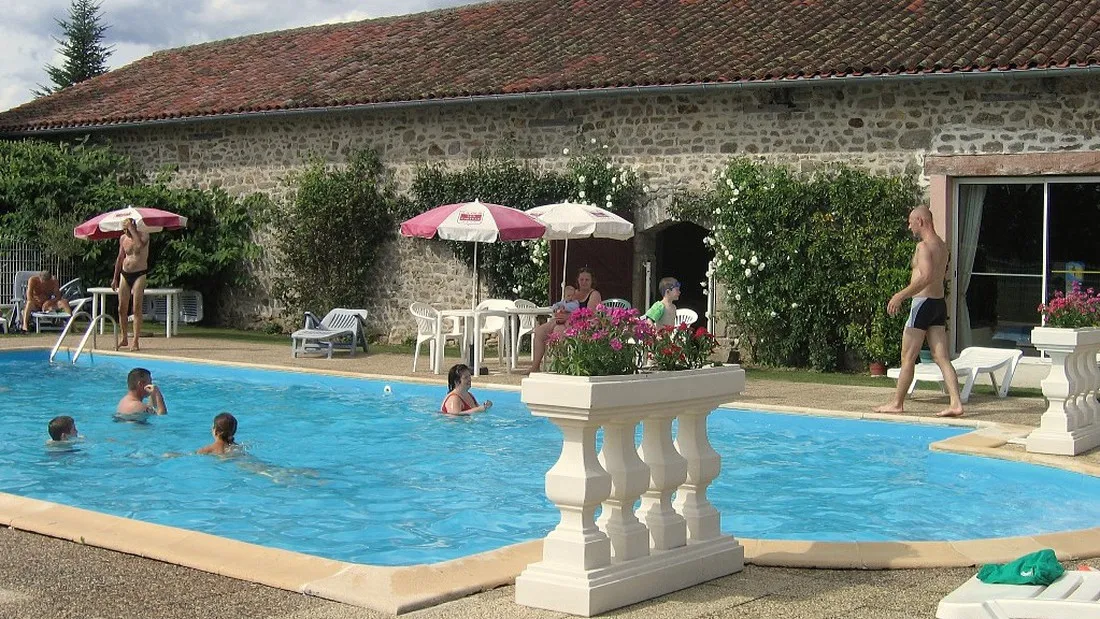 chateau-de-leychoisier-bonnac-la-cote-haute-vienne-higwo