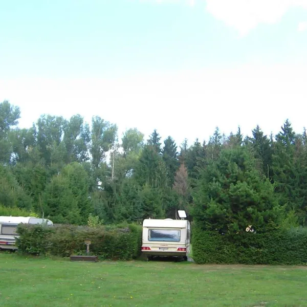 natur-familien-campingplatz-im-brauke-warmsen-c5fqv