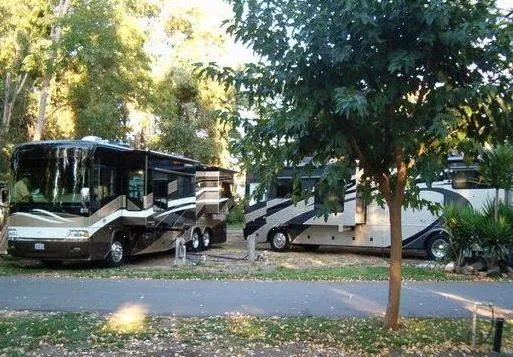 wine-country-rv-park-sonoma-rohnert-park-mk0x7