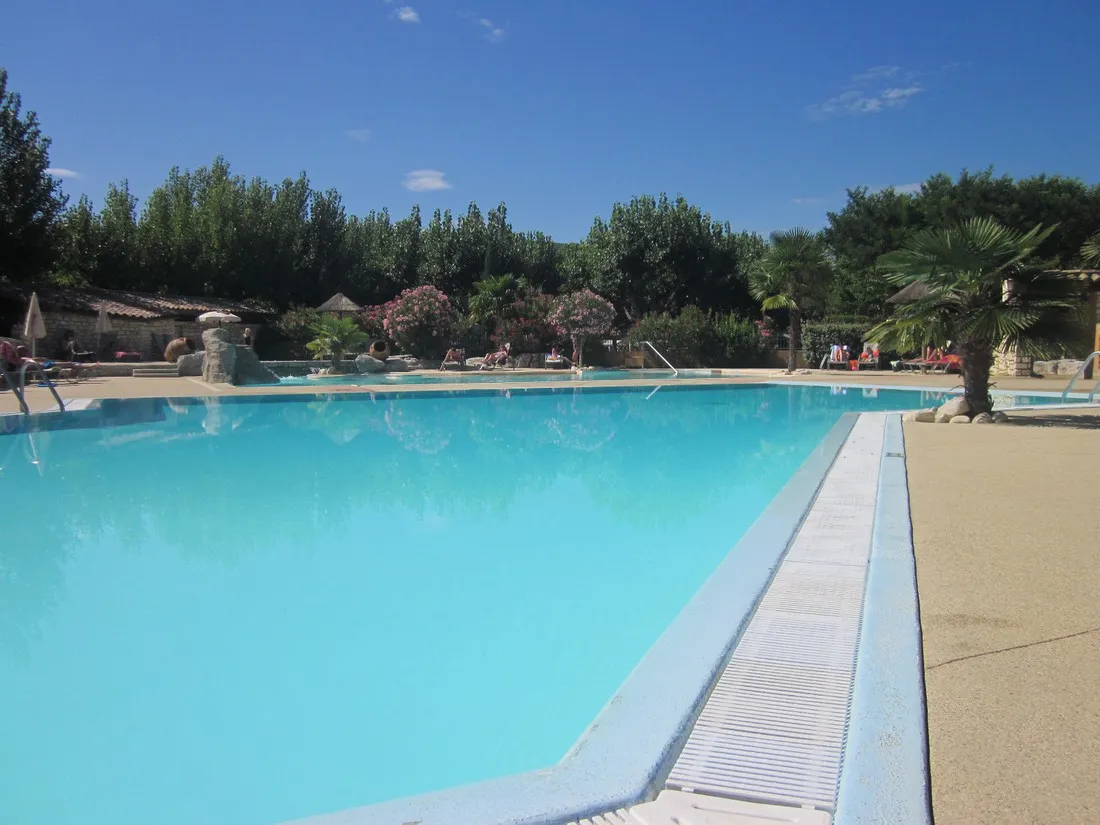 nature-parc-lardeacutechois-vallon-pont-darc-ardeche-u4y2j