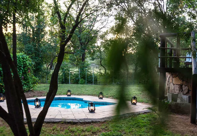 rhino-bush-camp-67kr-zondachsfontein-vaalwater-mytor