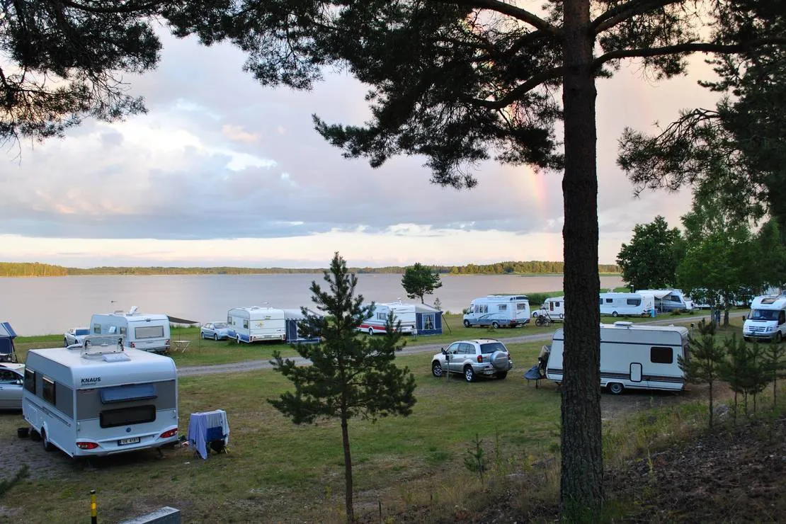 camping-farnebofjarden-osterfarnebo-zmhva