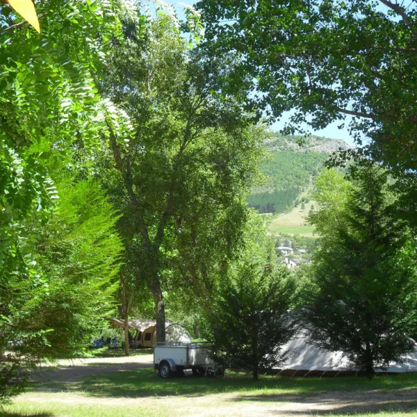 les-osiers-sainte-enimie-lozere-syasx
