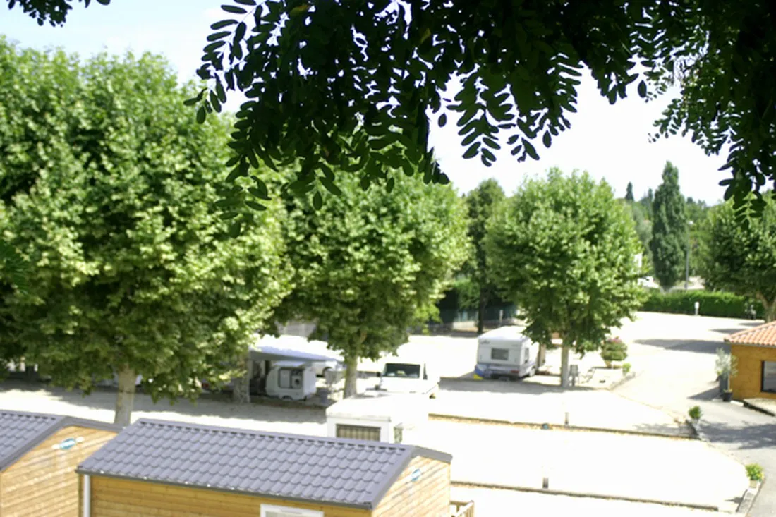des-barolles-st-genis-laval-gnjjj