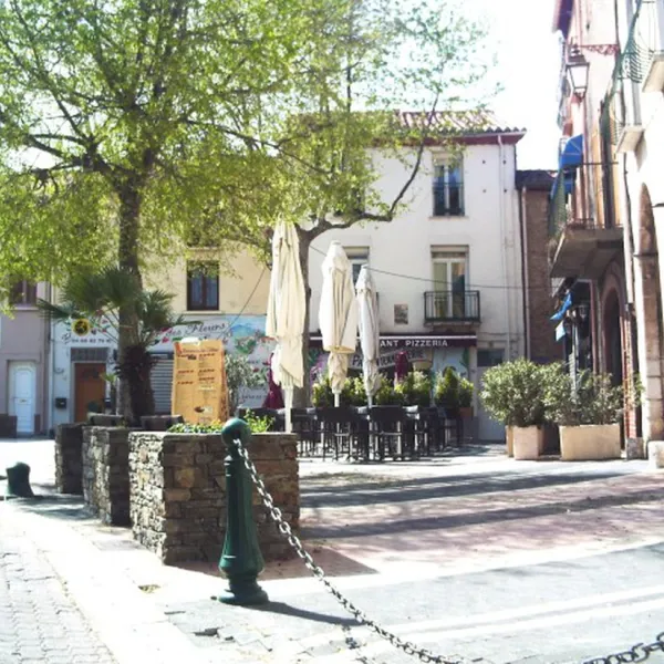 les-micocouliers-sorede-gux7a