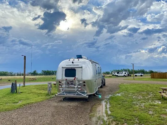the-hitchin-post-rv-park-and-cabins-plainview-m29wd
